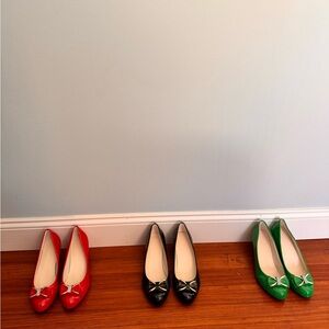 Chic Women's Flats in Red, Black, and Green